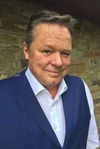 Фото  (Ted Robbins)