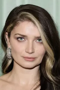 Фото Єва Хьюсон (Eve Hewson)