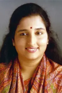 Фото  (Anuradha Paudwal)