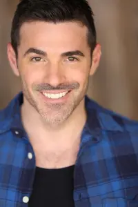 Фото  (Josh Server)