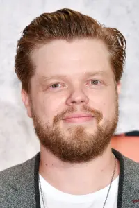 Фото Елден Хенсон (Elden Henson)