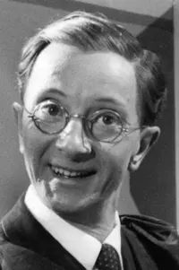 Фото Чарльз Готрі (Charles Hawtrey)