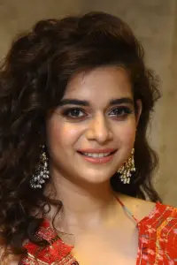 Фото  (Mithila Palkar)