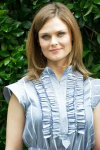 Фото Емілі Дешанель (Emily Deschanel)