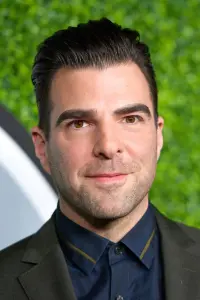 Фото Захарі Квінто (Zachary Quinto)