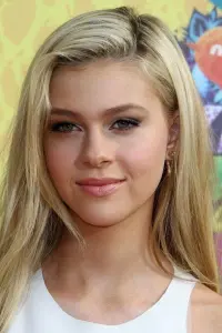 Фото Нікола Пельц Бекхем (Nicola Peltz Beckham)