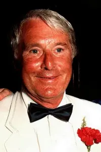 Фото  (Ernie Wise)