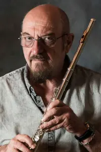 Фото  (Ian Anderson)