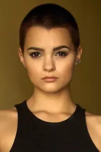 Фото Бріанна Хільдебранд (Brianna Hildebrand)