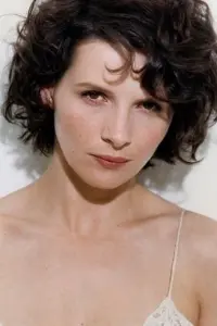 Фото Жульєт Бінош (Juliette Binoche)