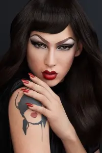 Фото  (Violet Chachki)