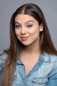 Фото  (Kira Kosarin)