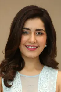 Фото Раашіі Ханна (Raashii Khanna)