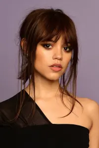 Фото Дженна Ортега (Jenna Ortega)