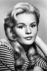 Фото Вівторок Уелд (Tuesday Weld)