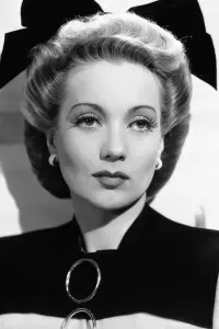 Фото Енн Сотерн (Ann Sothern)