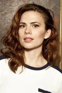 Фото Хейлі Етвелл (Hayley Atwell)