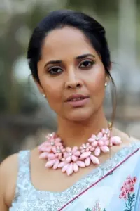 Фото  (Anasuya Bharadwaj)