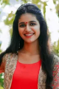 Фото  (Priya Prakash Varrier)