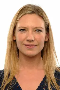 Фото Анна Торв (Anna Torv)