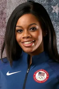 Фото  (Gabby Douglas)