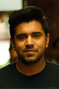 Фото  (Nivin Pauly)