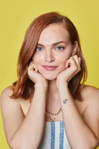 Фото Мадлен Брюер (Madeline Brewer)