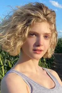 Фото Олена Кампуріс (Elena Kampouris)