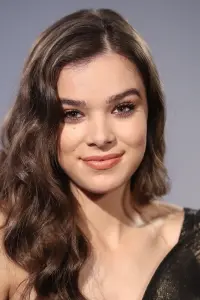 Фото Хейлі Стайнфельд (Hailee Steinfeld)