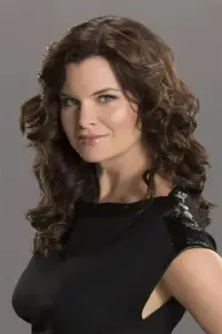 Фото  (Heather Tom)