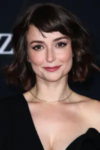 Фото Мілана Вайнтруб (Milana Vayntrub)