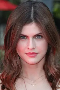 Фото Олександра Даддаріо (Alexandra Daddario)