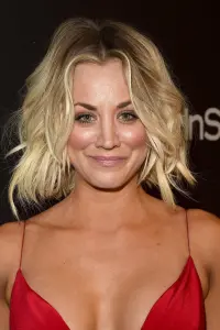 Фото Кейлі Куоко (Kaley Cuoco)