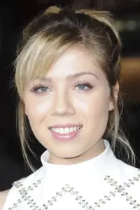 Фото Дженнет МакКерді (Jennette McCurdy)