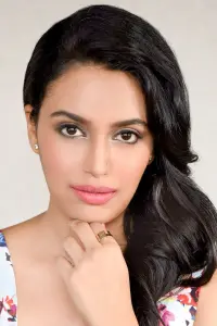 Фото  (Swara Bhasker)