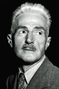 Фото Дешилл Хемметт (Dashiell Hammett)