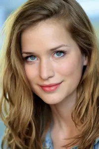 Фото Елізабет Лейл (Elizabeth Lail)