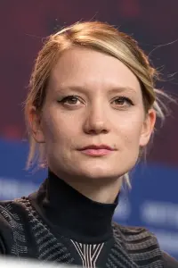 Фото Мія Васіковська (Mia Wasikowska)