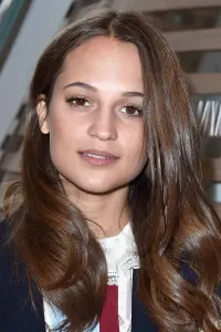 Фото Алісія Вікандер (Alicia Vikander)