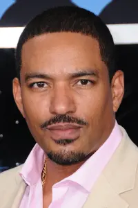 Фото Лаз Алонсо (Laz Alonso)