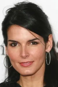 Фото Енджі Хармон (Angie Harmon)