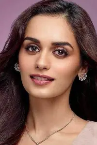 Фото  (Manushi Chhillar)