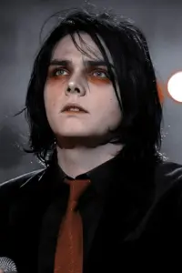 Фото  (Gerard Way)