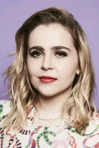 Фото Мей Вітмен (Mae Whitman)