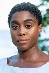 Фото Лашана Лінч (Lashana Lynch)