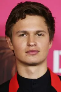 Фото Ансель Елгорт (Ansel Elgort)