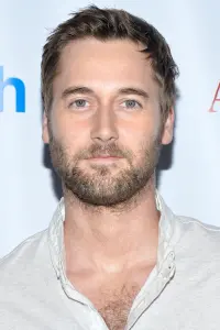 Фото Раян Егголд (Ryan Eggold)