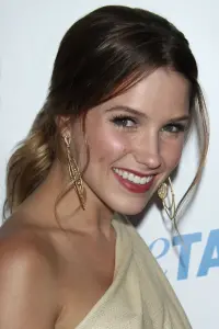 Фото Софія Буш (Sophia Bush)