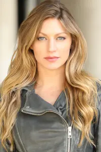 Фото  (Jes Macallan)