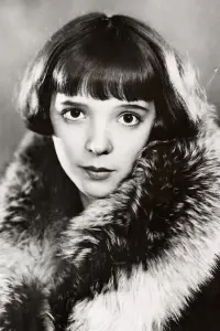 Фото  (Jessie Matthews)